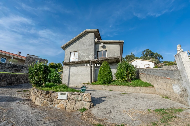 Moradia T3 para Venda em Vila de Punhe Foto 9