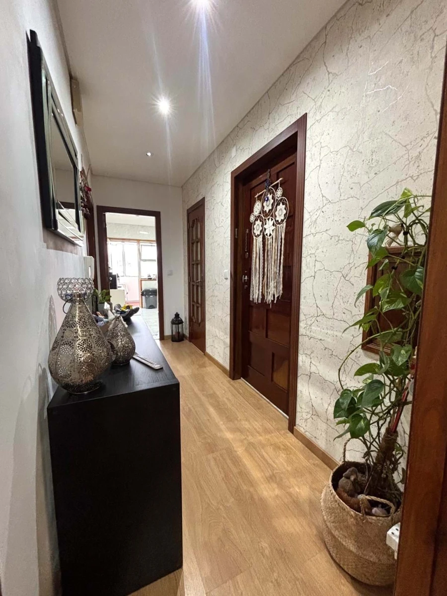 Apartamento T2 para Venda em Fânzeres e São Pedro da Cova Foto 15