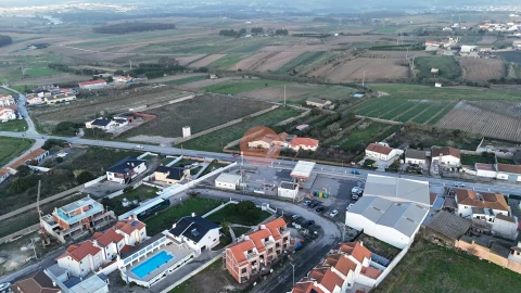 Moradia para Venda em Atouguia da Baleia