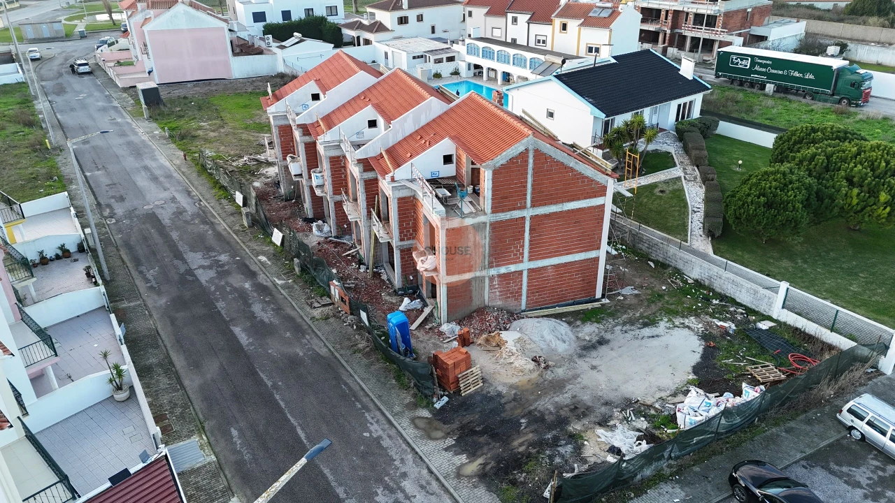 Moradia para Venda em Atouguia da Baleia Foto 52