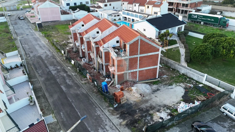 Moradia para Venda em Atouguia da Baleia Foto 52