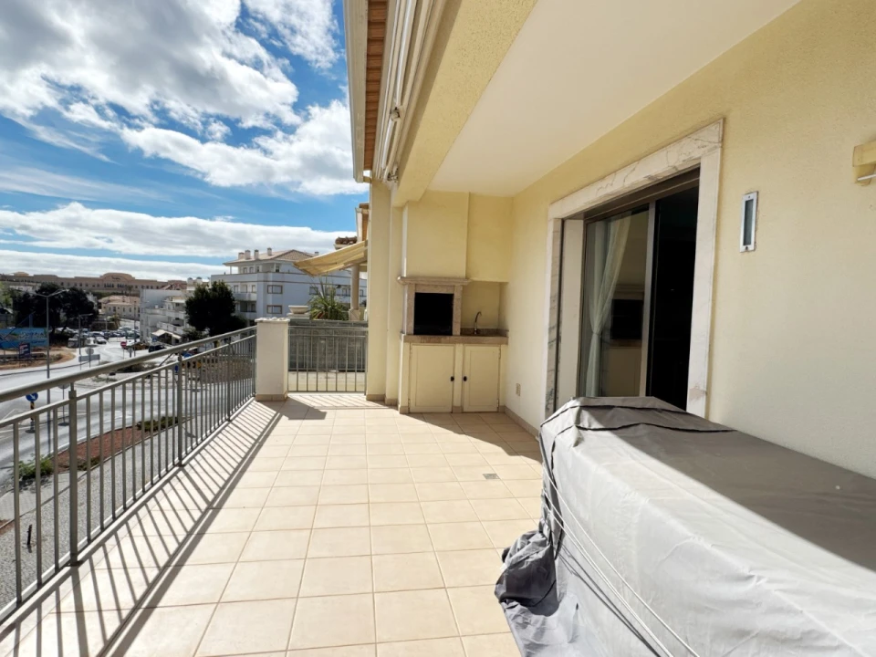 Apartamento T2 para Venda em Albufeira e Olhos de Água Foto 3