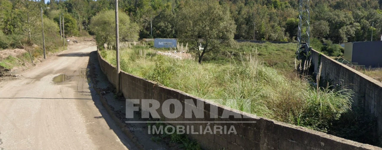Terreno para Venda em Fânzeres e São Pedro da Cova Foto 9