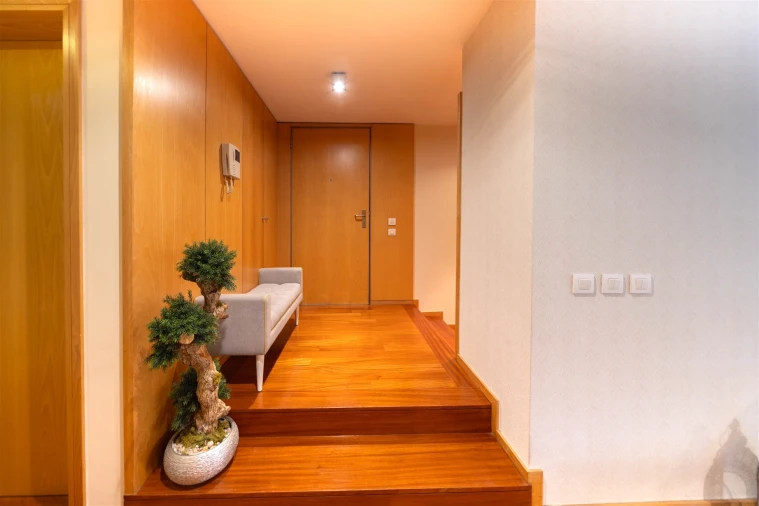 Apartamento T3 para Arrendamento em Urgezes Foto 18