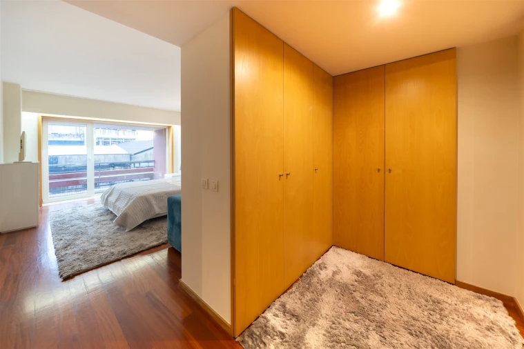 Apartamento T3 para Arrendamento em Urgezes Foto 11