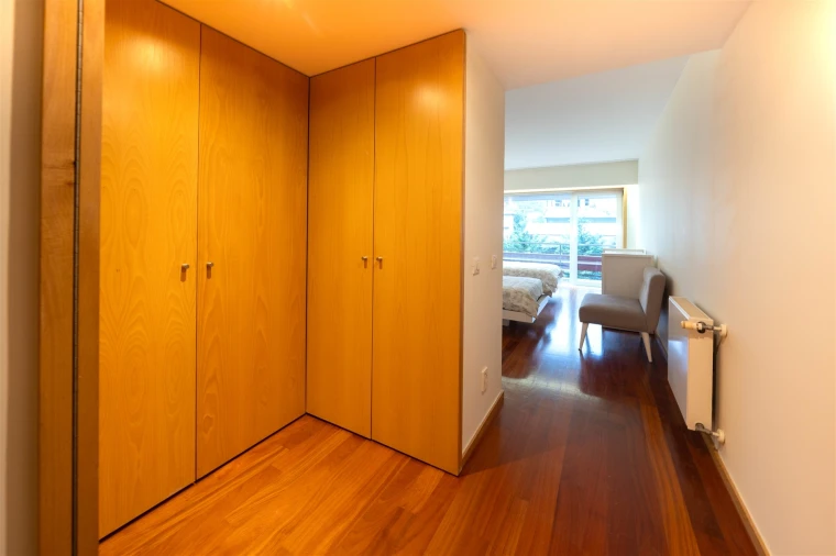 Apartamento T3 para Arrendamento em Urgezes Foto 13