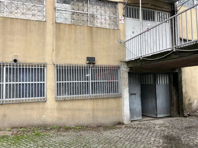 Armazém para Venda em Caldas de Vizela (São Miguel e São João) Foto 5