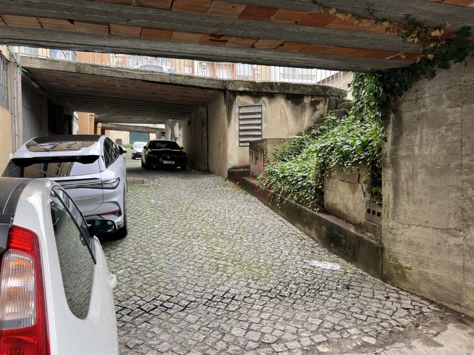 Armazém para Venda em Caldas de Vizela (São Miguel e São João) Foto 4