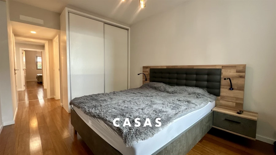 Apartamento T2 para Arrendamento em São Martinho Foto 16