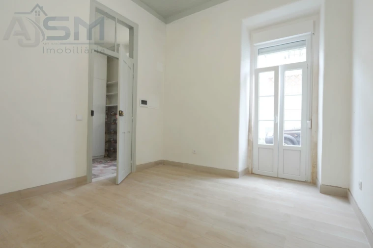 Apartamento T2 para Arrendamento em Bombarral e Vale Covo Foto 4