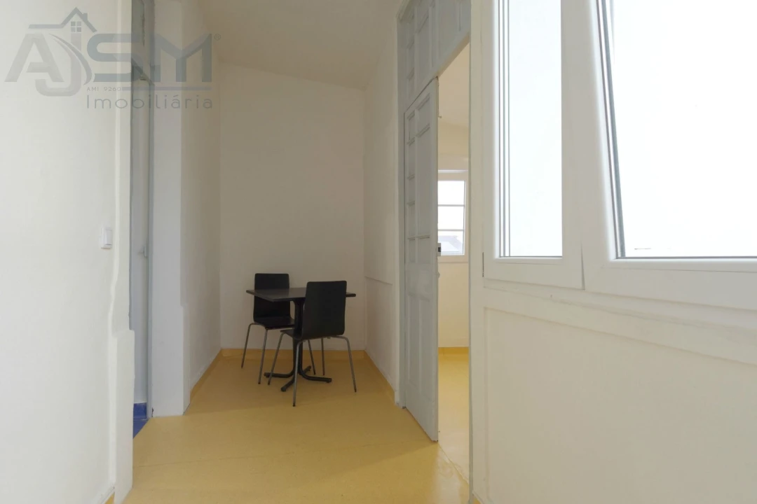 Apartamento T3 para Arrendamento em Bombarral e Vale Covo Foto 25