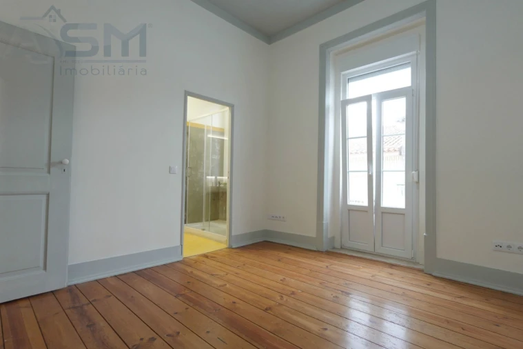 Apartamento T3 para Arrendamento em Bombarral e Vale Covo Foto 8