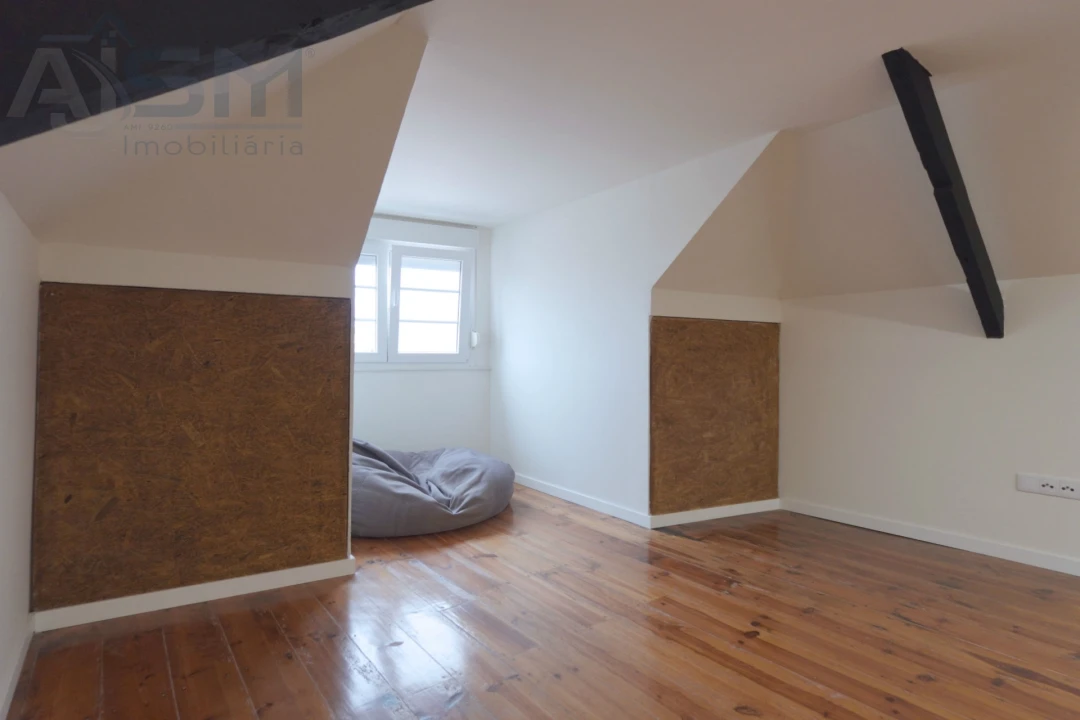 Apartamento T1 para Arrendamento em Bombarral e Vale Covo Foto 6