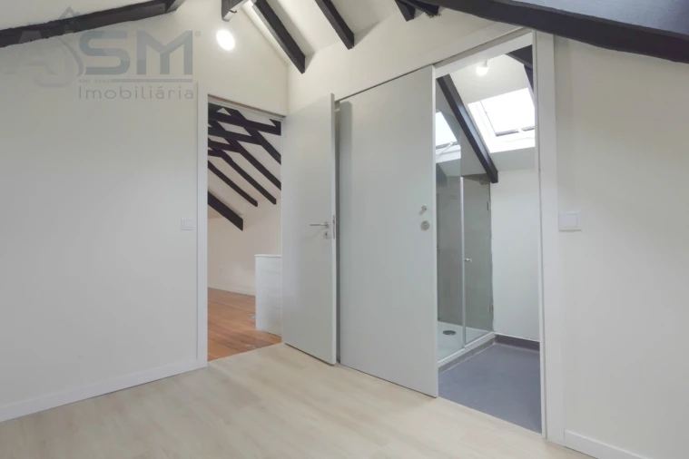 Apartamento T1 para Arrendamento em Bombarral e Vale Covo Foto 9