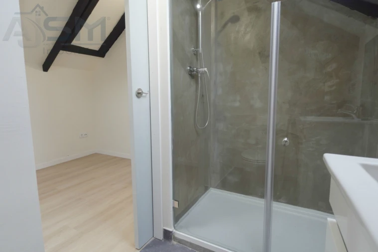 Apartamento T1 para Arrendamento em Bombarral e Vale Covo Foto 11