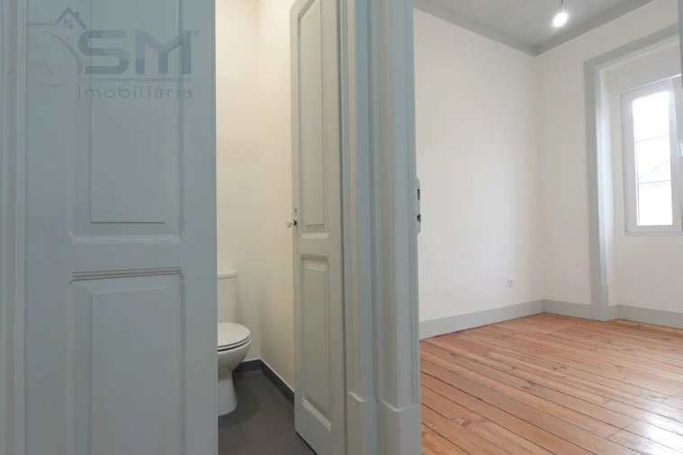 Apartamento T3 para Arrendamento em Bombarral e Vale Covo Foto 19