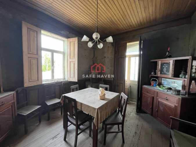 Moradia T4 para Venda em Espinho Foto 6