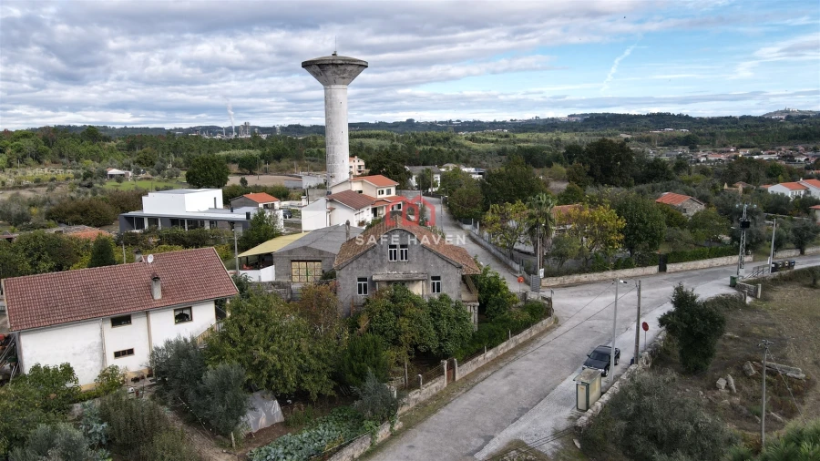 Moradia T4 para Venda em Espinho Foto 3