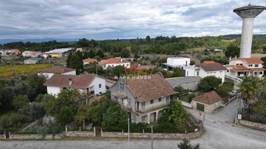 Moradia T4 para Venda em Espinho Foto 5
