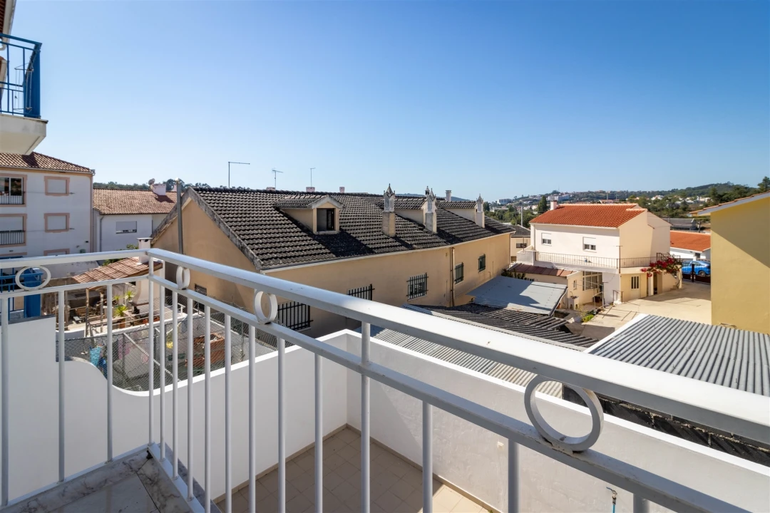 Moradia T3 para Venda em Aljubarrota Foto 12