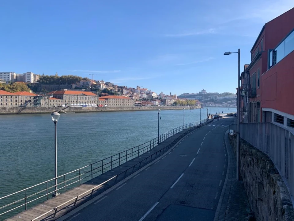 Apartamento T3 para Arrendamento em Arcozelo Foto 20