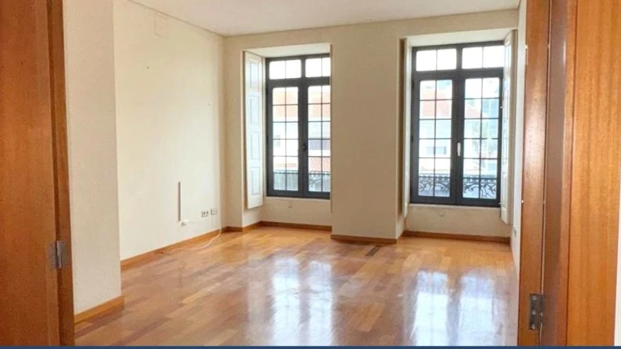 Apartamento T2 para Arrendamento em Arcozelo