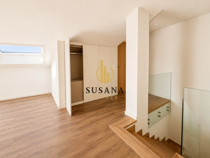 Apartamento T3 para Venda em Viseu Foto 32