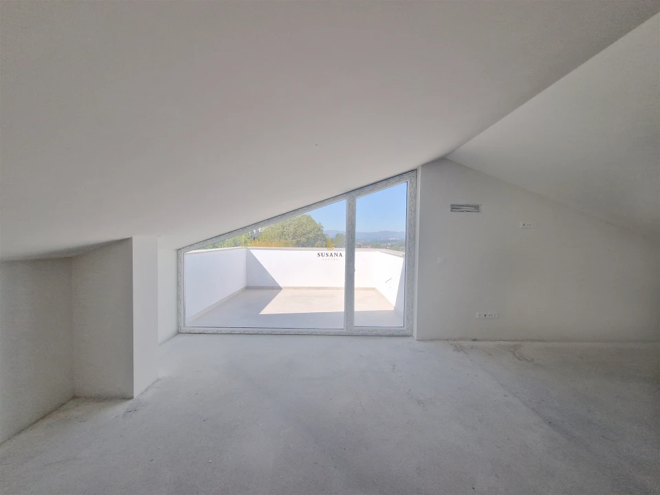 Apartamento T3 para Venda em Viseu Foto 38