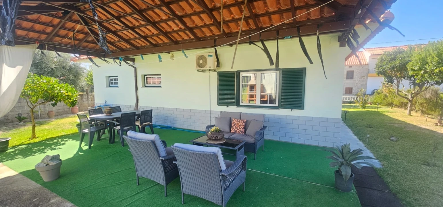 Moradia T0 para Venda em Aldeia do Bispo, Águas e Aldeia de João Pires Foto 9