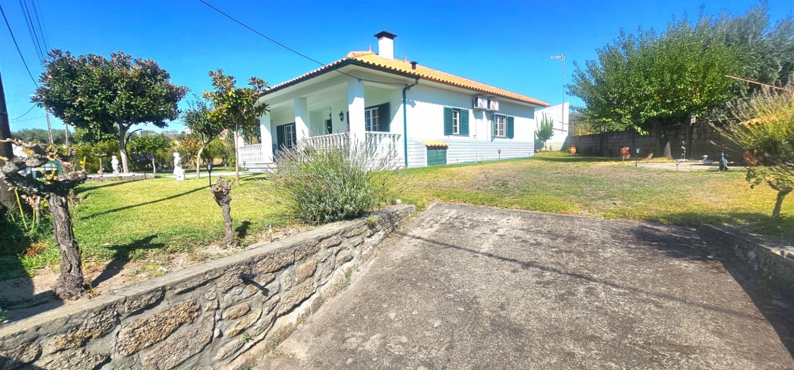 Moradia T0 para Venda em Aldeia do Bispo, Águas e Aldeia de João Pires Foto 31