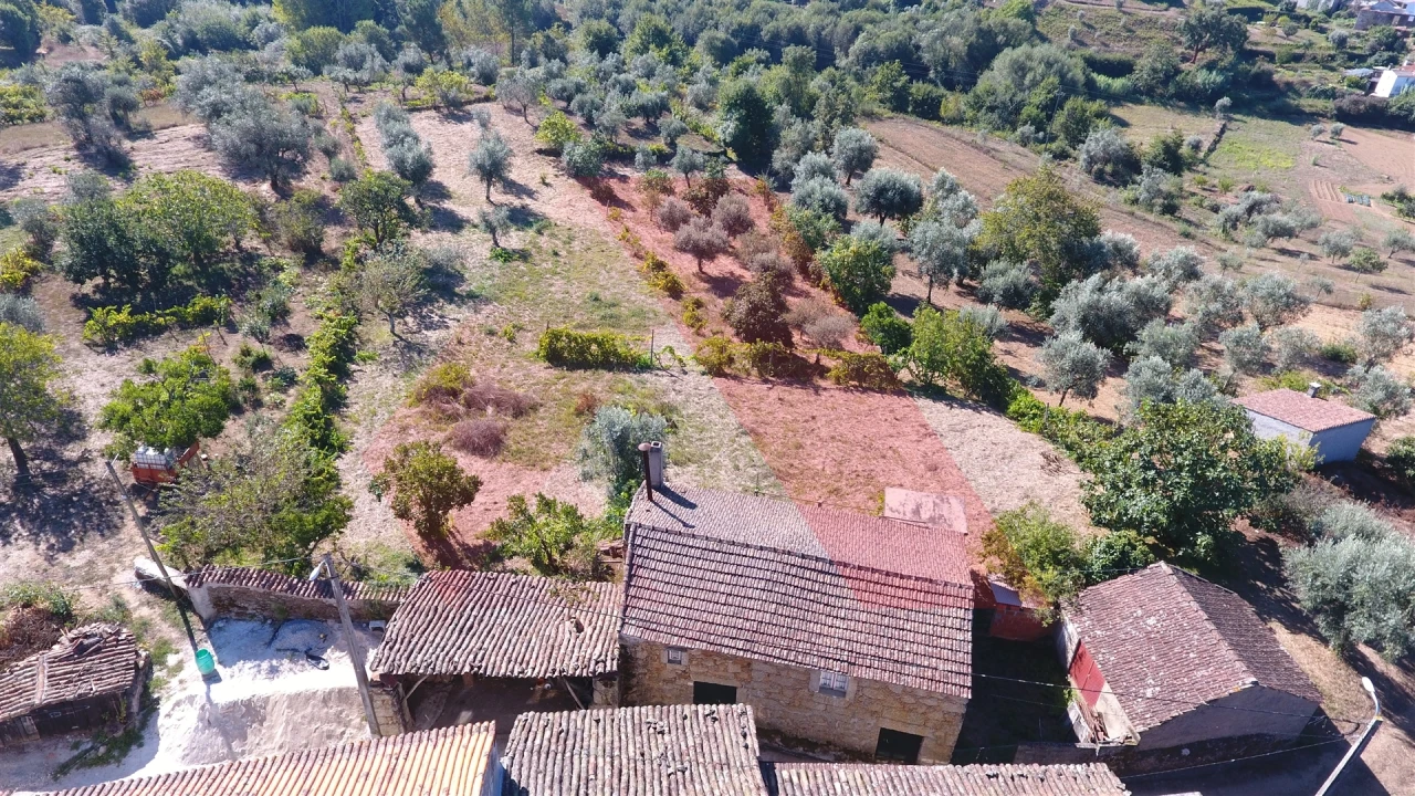 Moradia T4 para Venda em Espariz e Sinde Foto 19