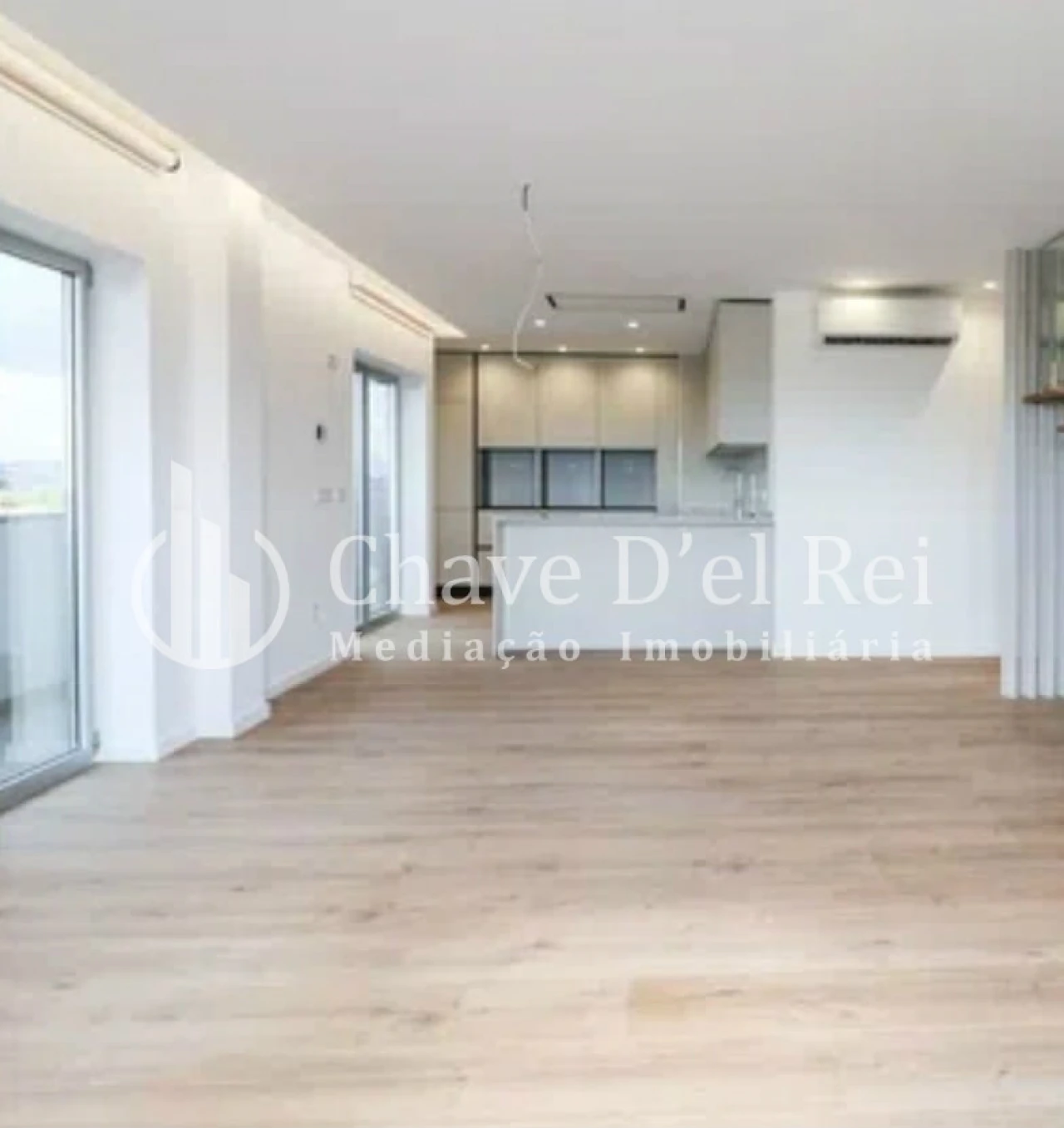 Apartamento T4 para Venda em Viseu Foto 1