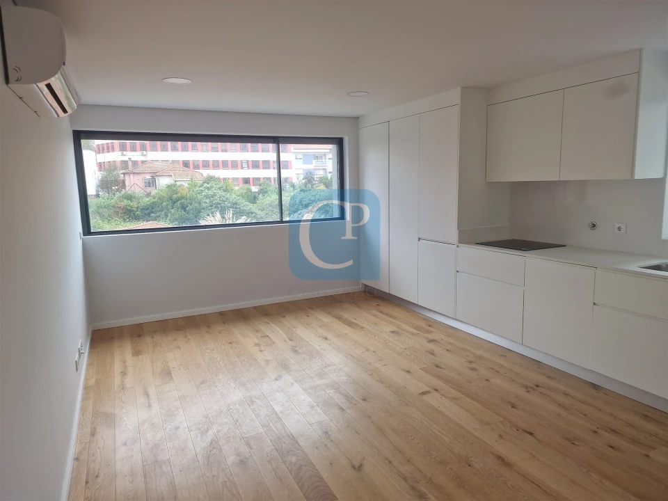 Apartamento T2 para Arrendamento em Mafamude e Vilar do Paraíso Foto 2