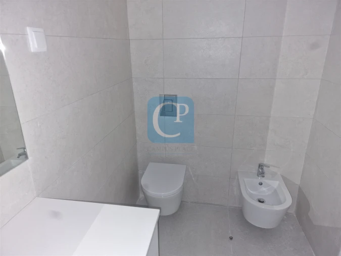 Apartamento T2 para Arrendamento em Mafamude e Vilar do Paraíso Foto 12