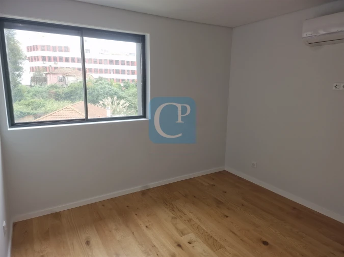 Apartamento T2 para Arrendamento em Mafamude e Vilar do Paraíso Foto 5