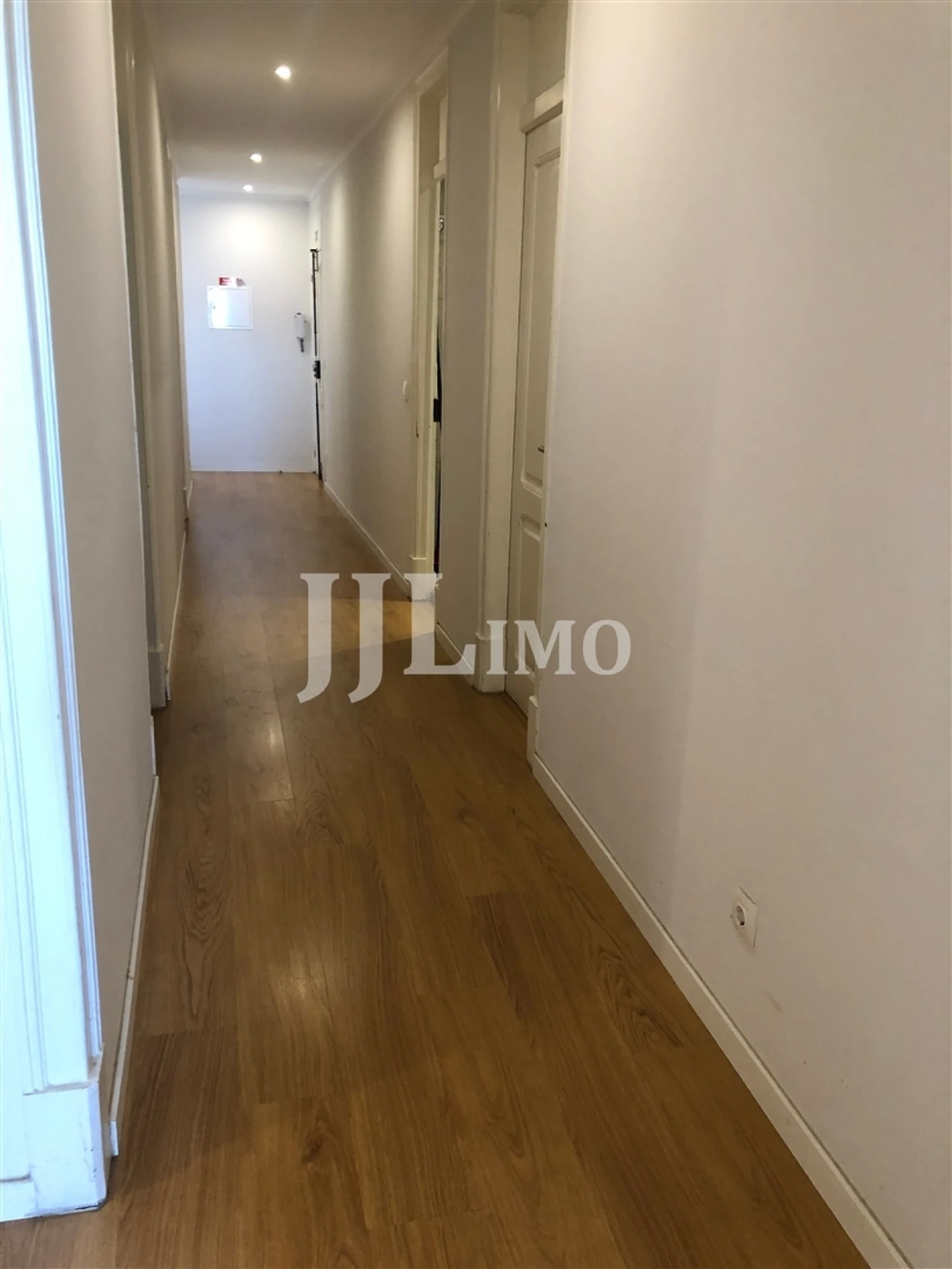 Apartamento T10 para Venda em Avenidas Novas Foto 41
