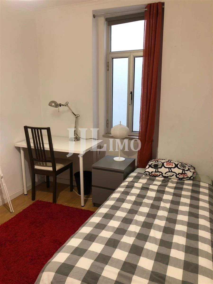 Apartamento T10 para Venda em Avenidas Novas Foto 24