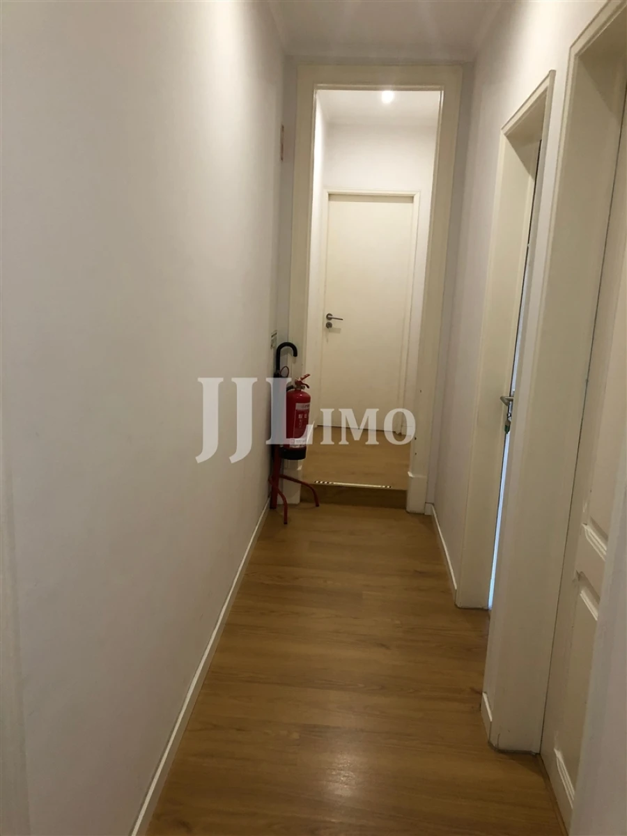 Apartamento T10 para Venda em Avenidas Novas Foto 50
