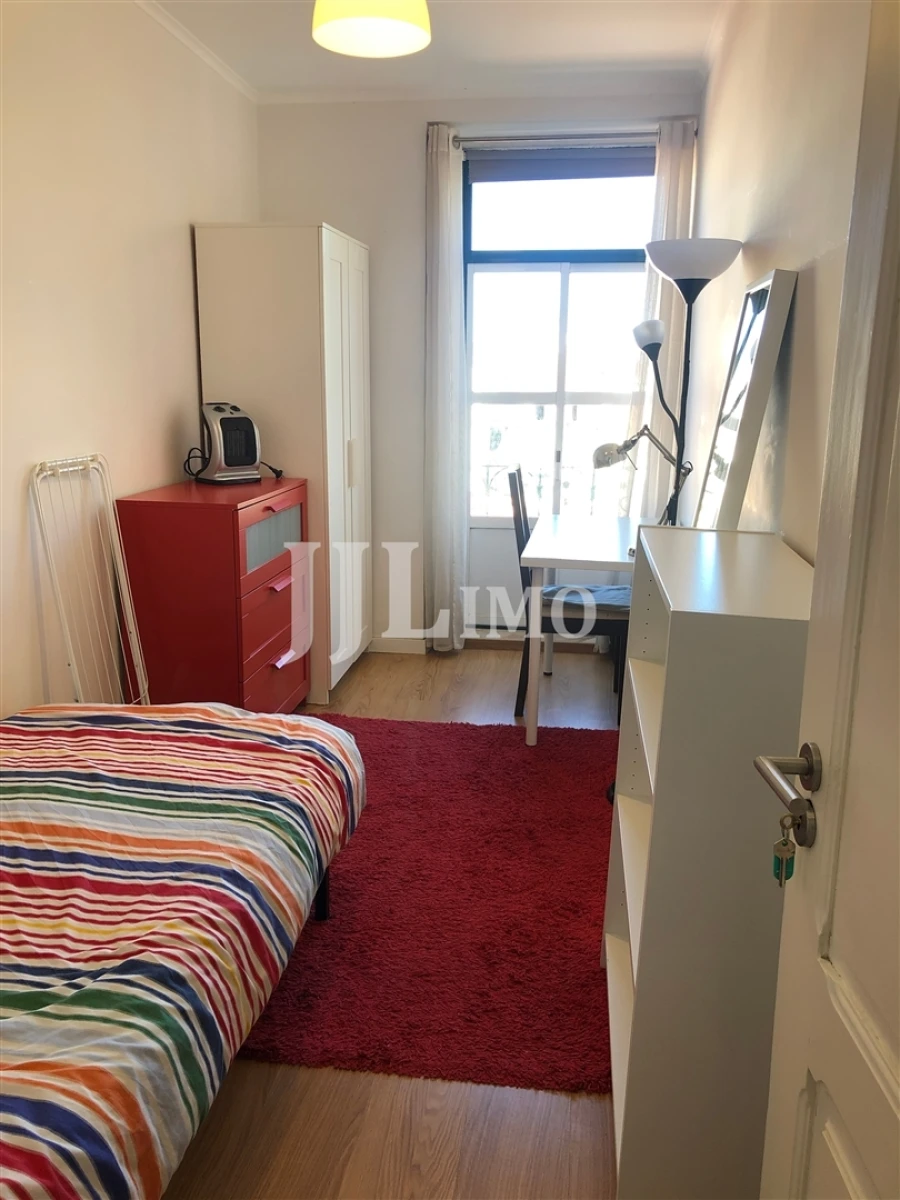 Apartamento T10 para Venda em Avenidas Novas Foto 7
