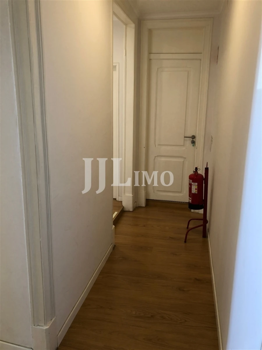 Apartamento T10 para Venda em Avenidas Novas Foto 42