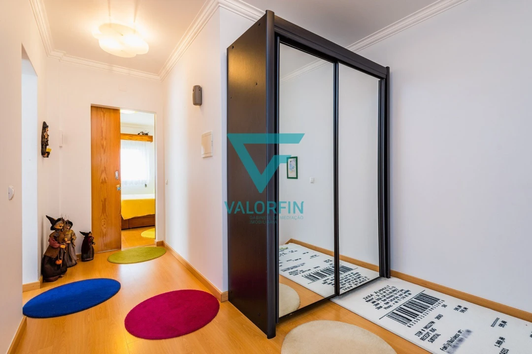 Moradia T4 para Venda em Batalha Foto 15