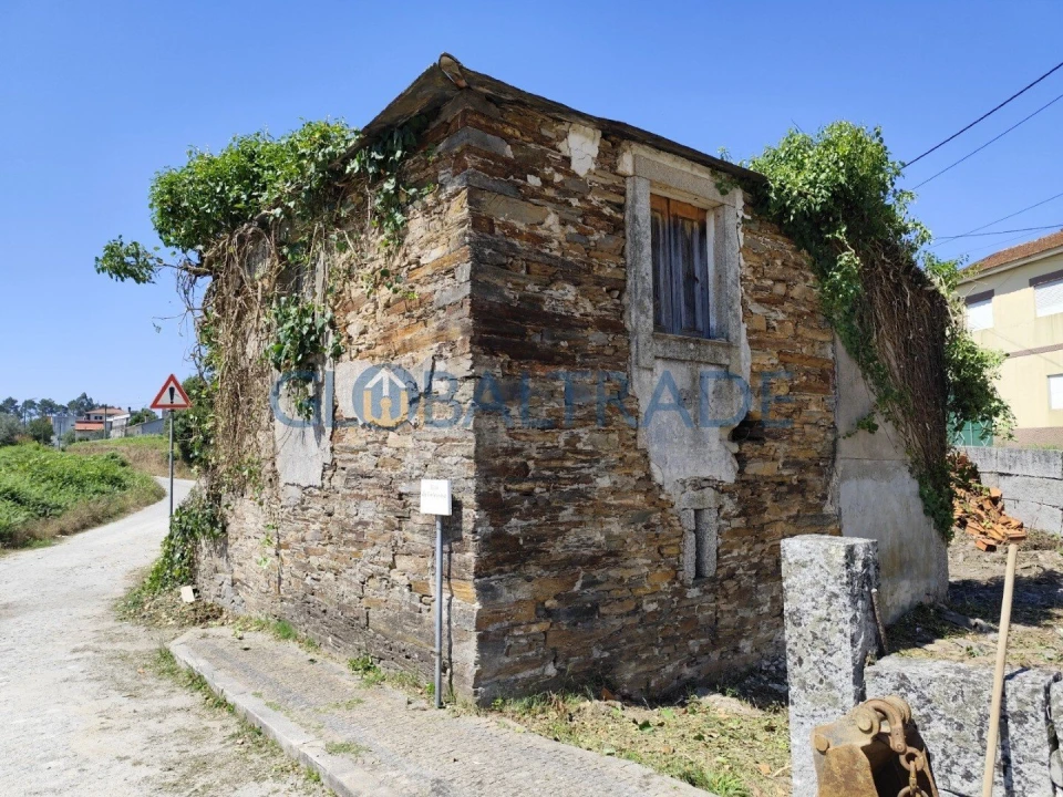 Moradia T2 para Venda em Sobreira Foto 1