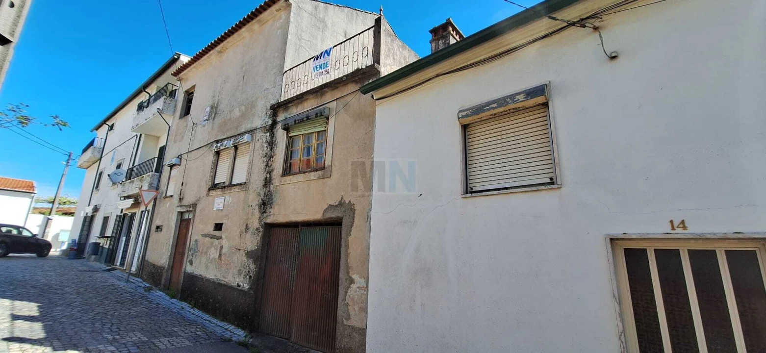 Moradia T9 para Venda em Almalagues Foto 10