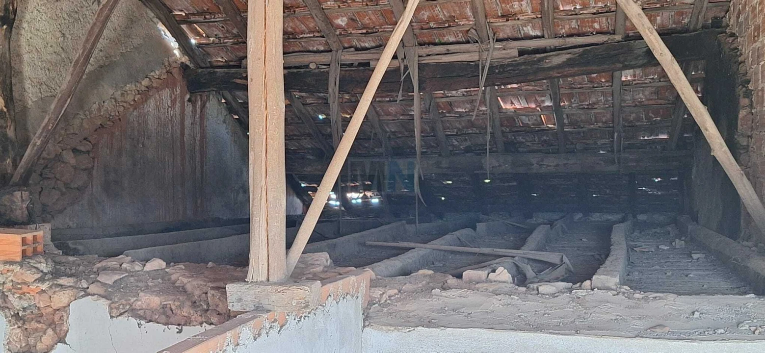 Moradia T9 para Venda em Almalagues Foto 8