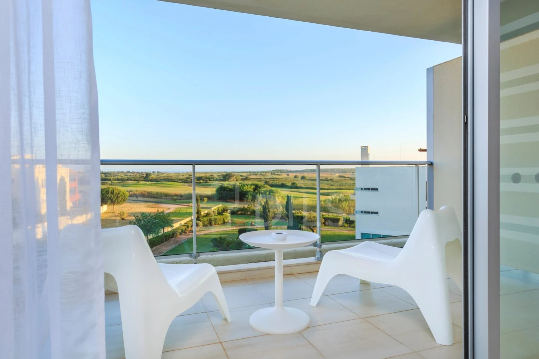 Apartamento T2 para Venda em Quarteira Foto 57