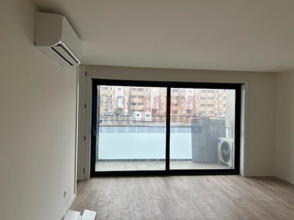 Apartamento T1 para Venda em Vila Nova de Famalicão e Calendário Foto 3