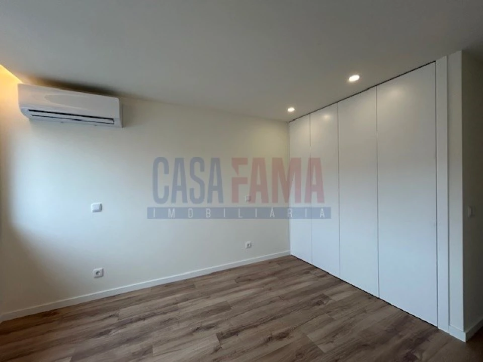 Apartamento T1 para Venda em Vila Nova de Famalicão e Calendário Foto 5