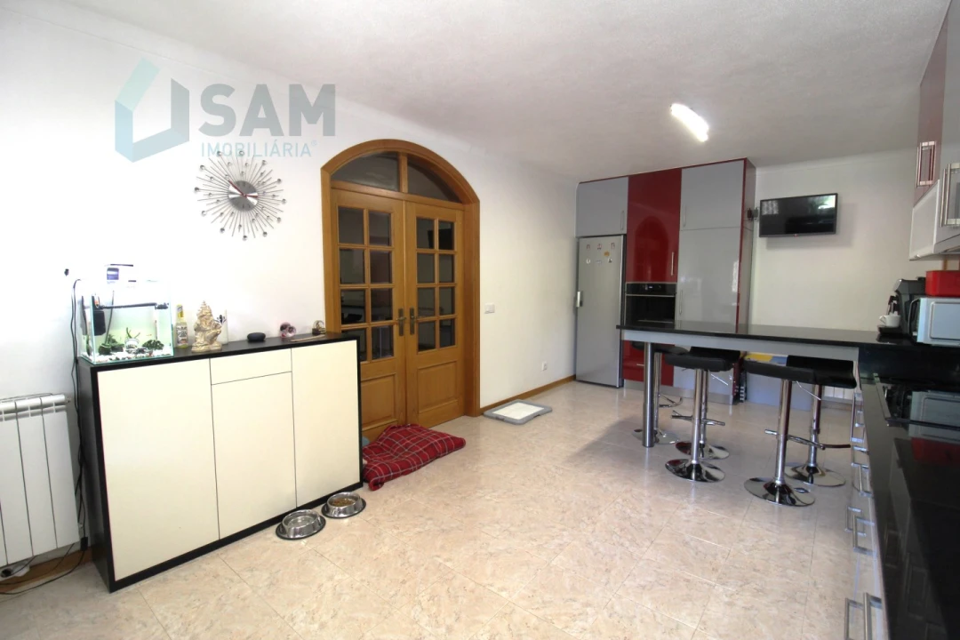Moradia T3 para Venda em Vimeiro Foto 11