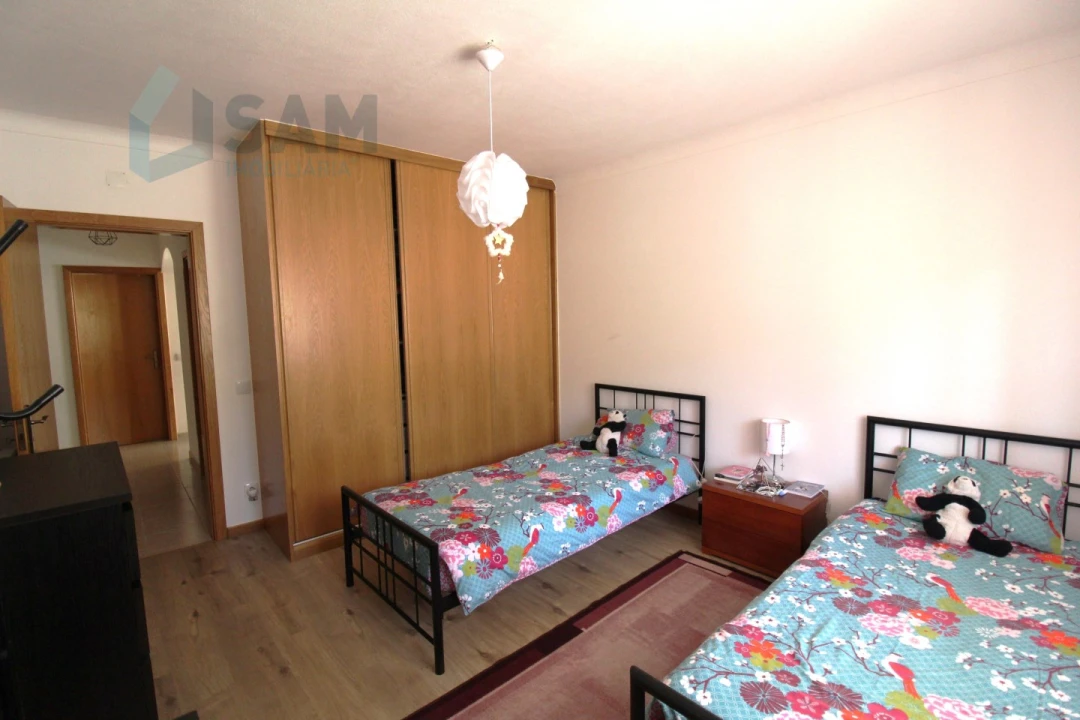 Moradia T3 para Venda em Vimeiro Foto 15