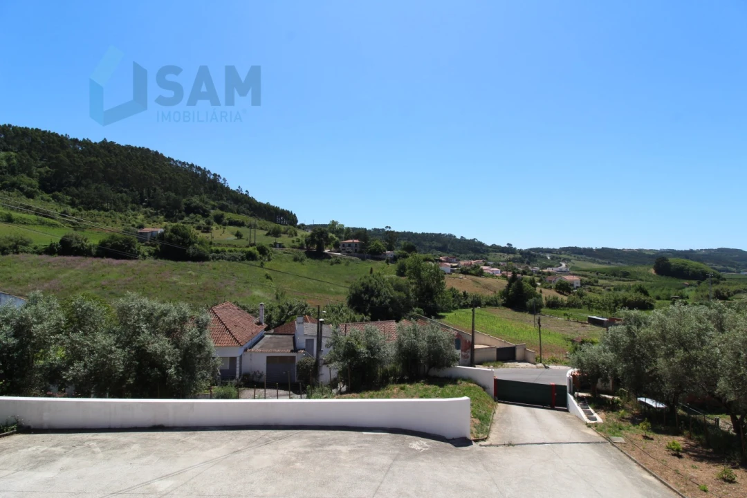 Moradia T3 para Venda em Vimeiro Foto 33